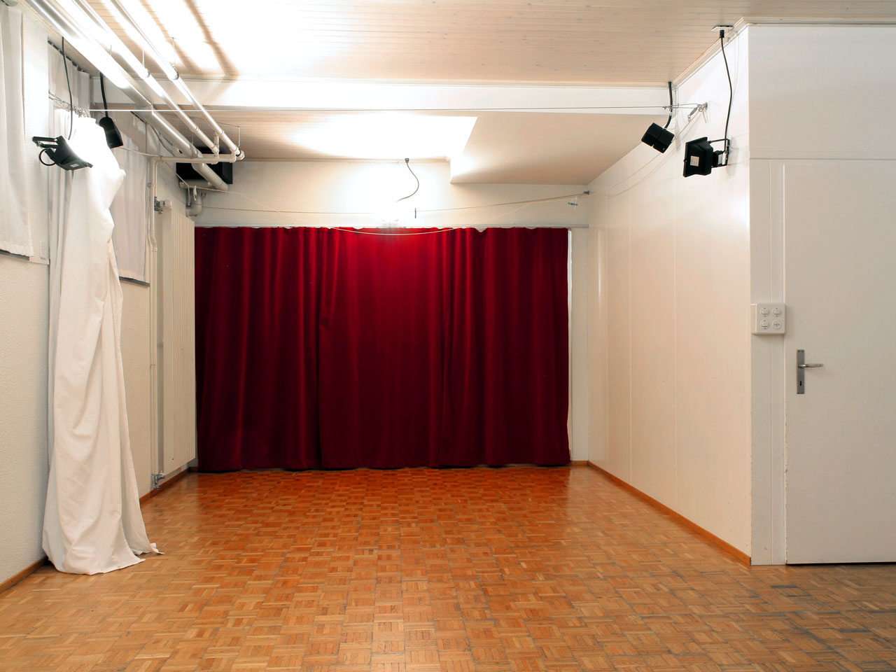 purpur theaterraum